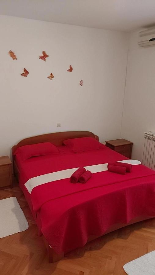 Apartmani Katarina Mundanije Luaran gambar