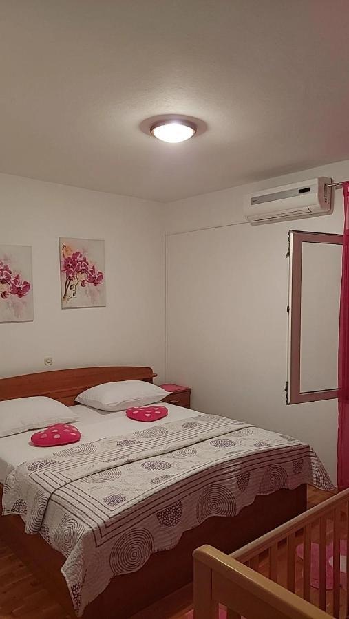 Apartmani Katarina Mundanije Luaran gambar